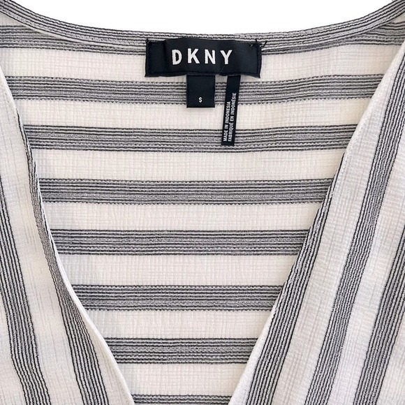 Dkny Striped V Neck Faux Wrap Top Size S - Picture 5 of 7